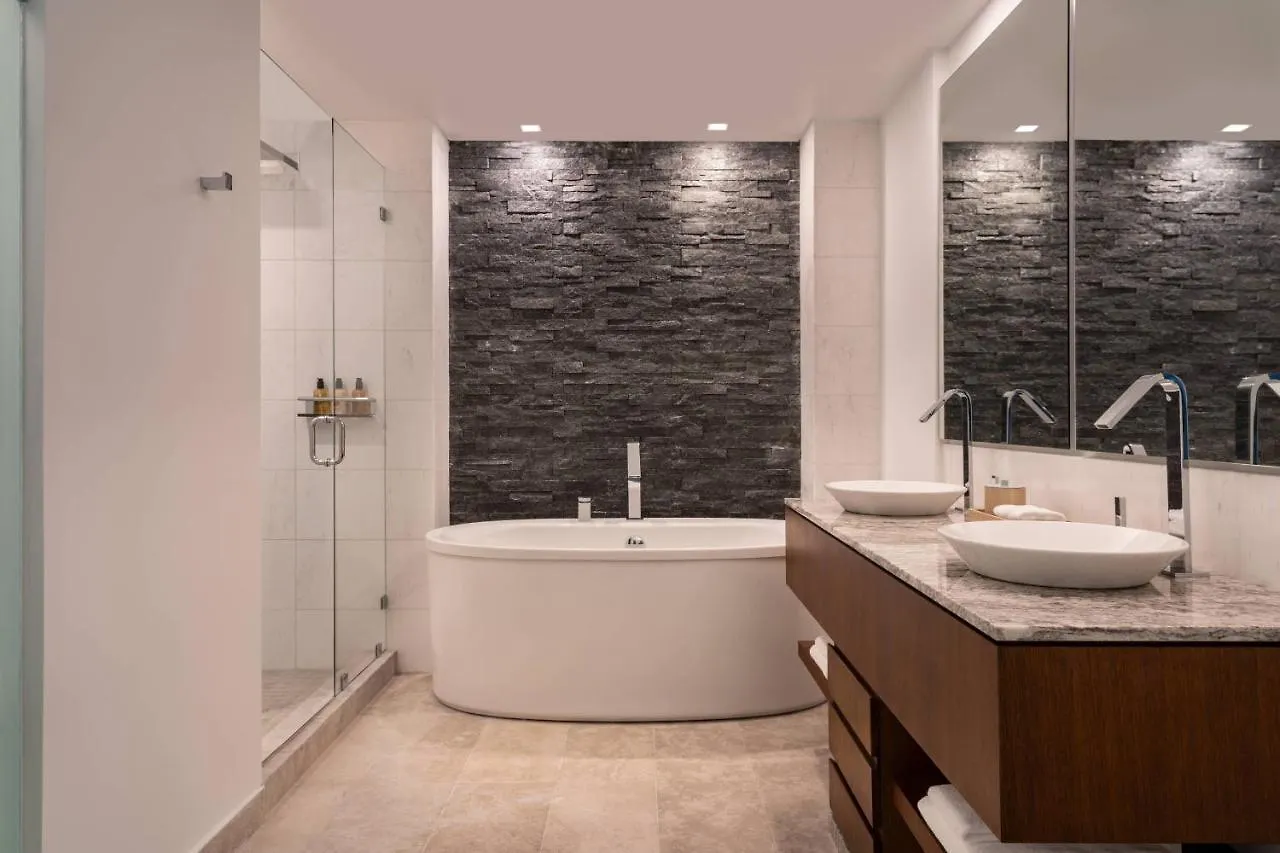***** Resort Hotel The Ritz-Carlton, Turks & Caicos Grace Bay Islas Turks y Caicos