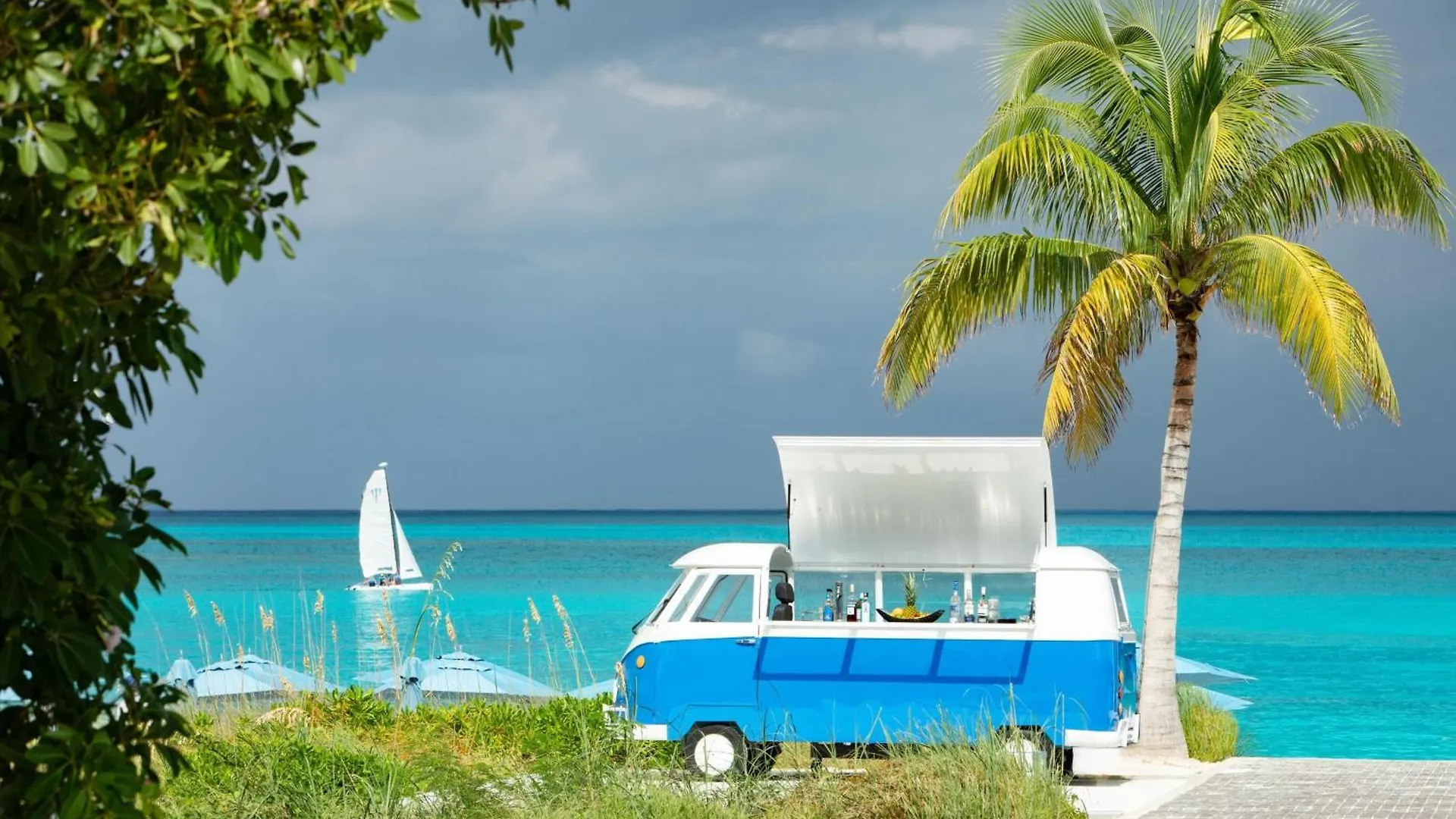 Resort Hotel The Ritz-Carlton, Turks & Caicos Grace Bay